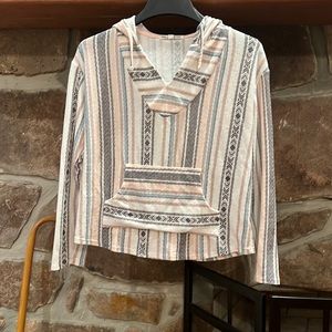 Wallflower beach sweater